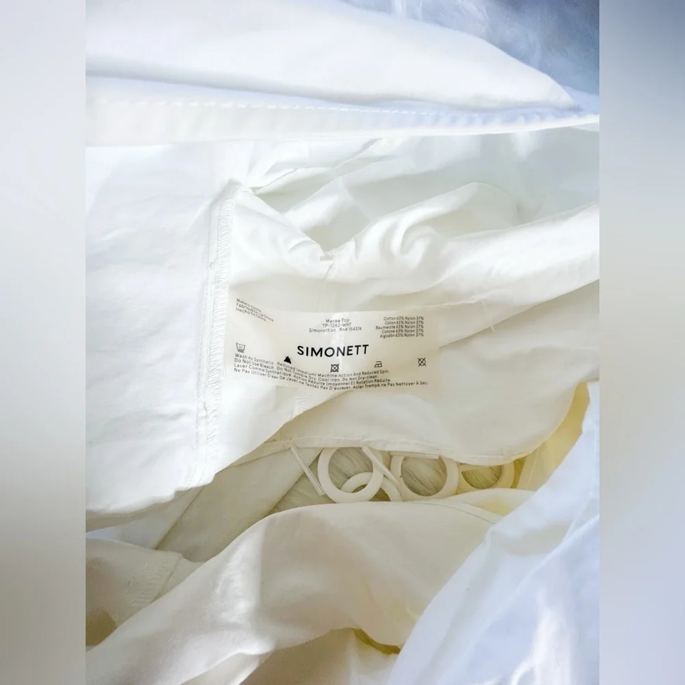 Simonett top size Small white